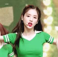 그러나 2002년 이후 하이마트 광고는 유준상과 김현수의 사랑의 프로포즈 편을 시작으로 딱걸렸어 라는 유행어와 함께 많은 인기를 얻었다. ì¡´ì˜ˆ í•˜ì´ë§ˆíŠ¸ ê´'ê³ ëª¨ë¸ Gif ì‚­ì œê²Œì‹œíŒ æ¨‚ Soccer