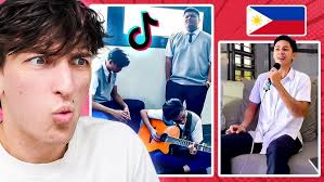 I Played MULTO by Cup Of Joe at a PUBLIC PIANO!