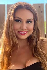 Marina Valmont Wiki, Biography, Age, Gallery, Spouse and more