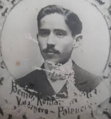 Robert Llorente's Instagram, Twitter & Facebook