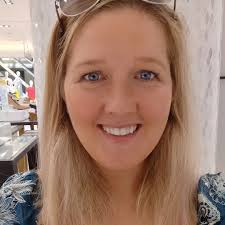 How can I contact admin? My comments keep being declined and even after  rereading group rules, I can't work out why.