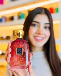 Hueles a…💵👠🧁🛁💐 #perfumesfemeninos  #perfumes#lociones#perfumeria#disfragancias#perfumesarabes  #perfumesduraderos#perfumesfemeninos #decantsdeperfumes #decants  #perfumesoriginales