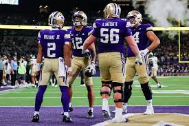 UW Huskies ride big second half to pull away from Colorado State in season  opener | The Seattle Times