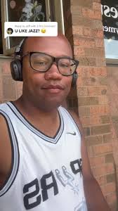 Replying to @Jeff with 2 fs Yessir! Grew up with it as a kid in Michigan in  the Lenore House with this GOATed Radio Station which gave me it’s Ohio  counterpart in Brook Park in the Sandhurst House ...