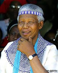 El hombre que quiere vestir al mundo con flechas y diamantes