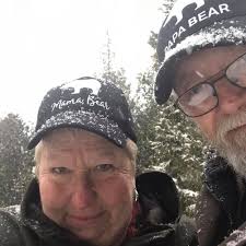 We recently got a Cottage in Wiarton and having hard time to find a snow  removal company or individual that is willing to help sporadically when we  need it . This isn't