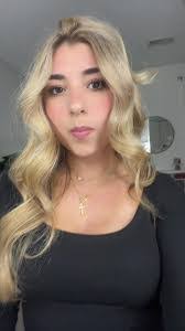 Ella Merlino's Instagram, Twitter & Facebook