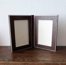 Within 3 minutes, you will be done with this photo frame. 10 Creative Ways To Reuse Corrugated Boxes Ecoenclose