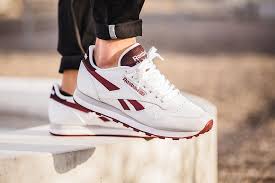 Reebok Classic Leather Pop Sc White Merlot Eu Kicks Sneaker Magazine Sneakers Fashion Reebok Classic Sneakers Reebok Classic