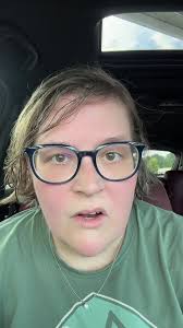 Wanna see a magic trick? #aunt #magic #magictrick #auntlife #howto