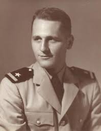 Eunice Blocker's Instagram, Twitter & Facebook