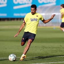 Matheus fernandes cantor e compositor cearense com muita fé em deus. Matheus Fernandes Deixa O Barcelona E Entra Na Mira Do Flamengo
