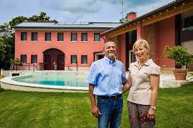 Il b&b è costituito da due appartamenti indipendenti e autonomi, dotati di cucina completamente arredata ed attrezzata con lavastoviglie, forno a microonde e fornelli ad induzione elettromagnetica. Agriturismo Da Baldissar Alloggio Bed And Breakfast Appartamenti Camere Updated 2021 Tripadvisor San Pietro Di Feletto Vacation Rental