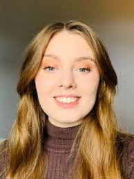 Luella Hicks's Instagram, Twitter & Facebook