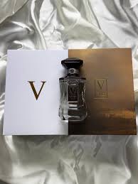 ✨ VOET… perfumería de autor que deja huella ✨⁣ Una marca nueva que nos tiene encantados por sus aromas elegantes, modernos y nada comunes.⁣ ⁣ 💛 Amber Skin: cálido, ambarado y súper