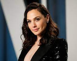 We would like to show you a description here but the site won't allow us. Gal Gadot Israelische Ostrogenspritze Furs Blockbuster Kino