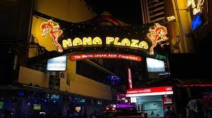 Salah satu lokasi yang bisa anda kunjungi adalah insanity club bangkok yang merupakan klun malam paling populer dan memberikan hiburan menarik untuk anda setiap harinya. Melongok Kawasan Wisata Dewasa Terbesar Dunia Di Bangkok Tribunnews Com Mobile