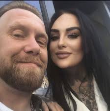 Hi all😊can someone recommend make up artists in Dungarvan pls?