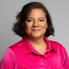 Nader Gholami's Instagram, Twitter & Facebook