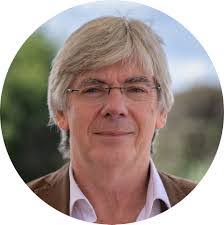 Dean Etienne's Instagram, Twitter & Facebook