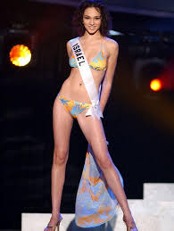 Gal gadot wins the miss israel ‬pageant (2004) 15 Phenomenal Facts About The Wonder Woman Gal Gadot