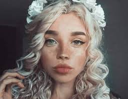 Remember that in the right eyes, you will always be an art ✨🫶🏻