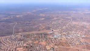 Die straße verbindet von norden nach süden die städte francistown, palapye, mahalapye, die hauptstadt gaborone und lobatse. Safari Botsuana Ghanzi Consafarity