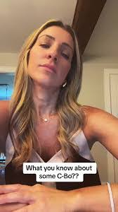 Roshawn Thomas's Instagram, Twitter & Facebook