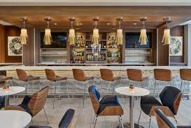 Delta sky lounge access credit card. The Best Airport Lounge Passes For Travelers