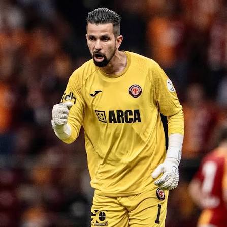 Marcos Felipe'den Galatasaray Karşısında Dev Performans