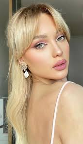 Choose blonde highlights for this long hairstyle with bangs to create dimension. Trendy Hairstyles Haircuts With Bangs Dark Blonde Shadow Roots With Bangs