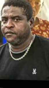 Zanmi Ti koze ak Lynn