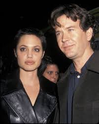 Timothy Hutton Was Married Twice and Linked to Famous Women after His  Divorces