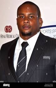 Derrick Ward's Instagram, Twitter & Facebook