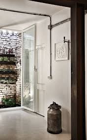 Pin By Khirruwan Ck On Ceiling Conduit Industrial Design Style Vintage Industrial Decor Brick Interior Wall