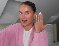 Molly Mae's engagement ring.