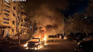 Russian strikes kill five in Ukraine ...