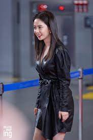 She made her acting debut in the horror film wishing stairs that was released on august 01, 2003. Song Ji Hyo In Black Leather Ladiesinleather
