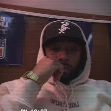 How many loops do mail carriers have in their routes?