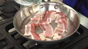 How To Cook Bacon To Complete Perfection - Komando.com