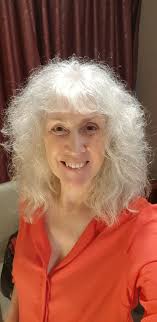 How can I collaborate with healing professionals to run writing workshops  in Perth?