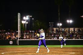 No. 20 LSU Snaps No. 3 Oklahoma's 22-Game Winning Streak