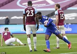 Nigerians in difficulty have received more help from individual philanthropists than from the federal government. Leicester S Kelechi Iheanacho Now Has No Fears After Mother S Death While He Trained With Nigeria Daily Mail Online
