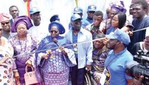 His father, chief saheed tugbobo fawehinmi, the seriki musulumi of ondo, was a successful timber trader, philanthropist, civic activist and muslim chieftain of the yoruba people.he was reported to be a follower of ajao, who brought islam to ondo. 6wk1epantoyhum
