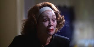 زیرنویس Mommie Dearest 1981 - بلو سابتايتل