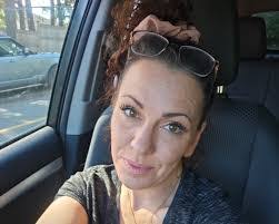 Shari Cooley's Instagram, Twitter & Facebook