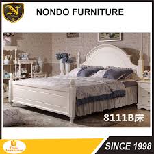 ديوان خشبي تصميم سرير سرير ملكي الإطار الفرنسية البلد الكبار زوجين طاقم غرفة نوم الأثاث الحديث E8111b Buy French Country Bedroom Furniture Bedroom Furniture Modern Couple Bedroom Set Product On Alibaba Com