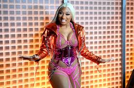 Reviews and scores for music involving megan thee stallion. Megan Thee Stallion Invites Fans To Her Graduation Billboard