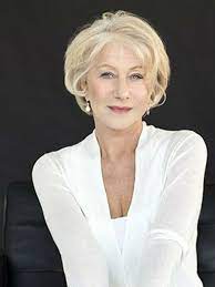 Cheveux courts et gris sur pinterest longs cheveux gris. Coupe De Cheveux Femme 60 Ans Faut Il Garder Ses Cheveux Blancs Ou Gris A 60 Ans Quelle Coupe De Cheveux A 60 Ans