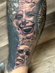 Joe Razo (#whatsupputo)